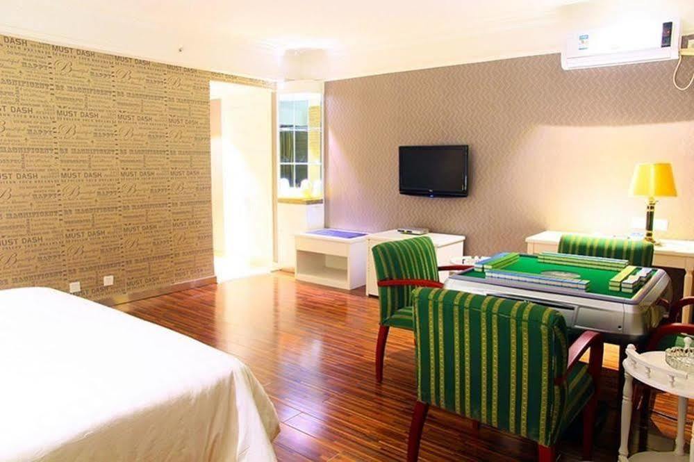 New Zhongxun Business Hotel Yueyang エクステリア 写真