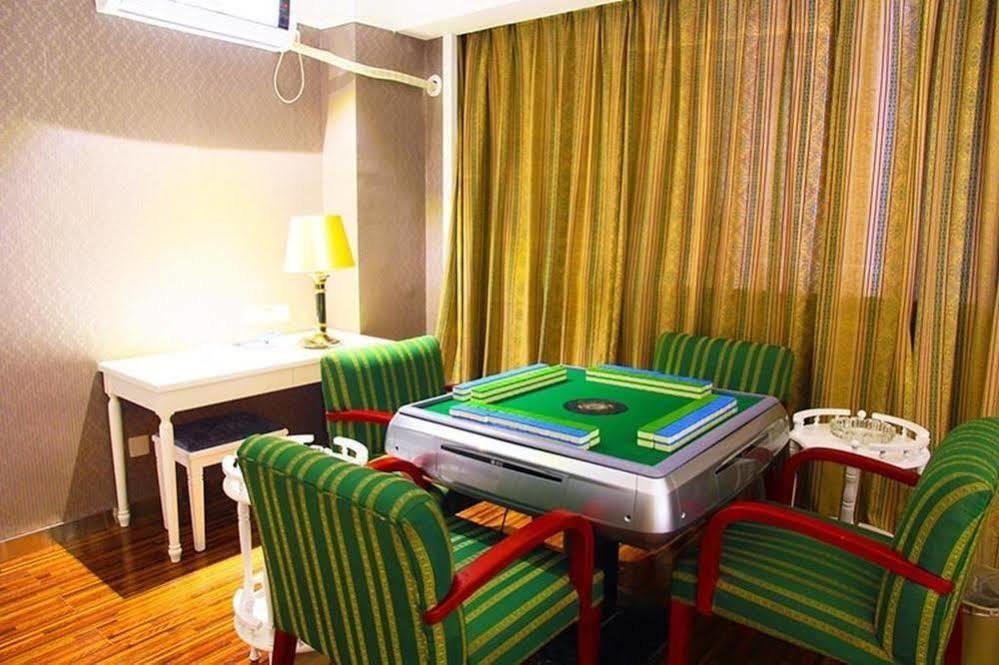 New Zhongxun Business Hotel Yueyang エクステリア 写真